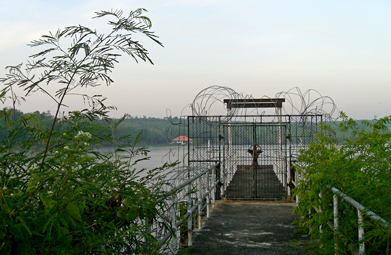 อ่างเก็บน้ำจักรพงษ์-วนพุทธอุทยานน้ำตกเขาอีโต้-9